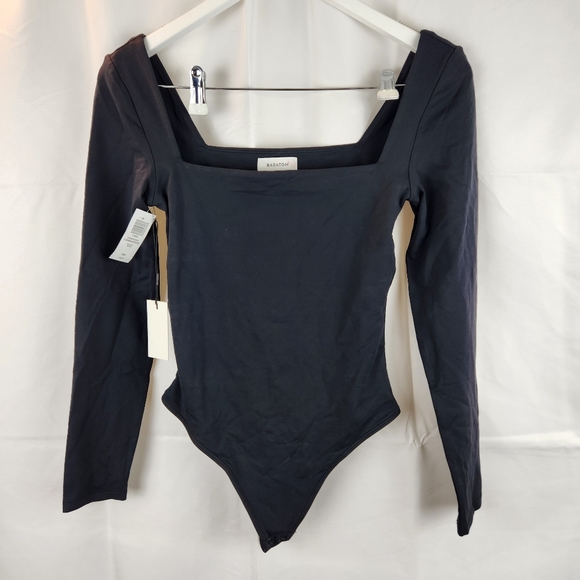 Aritzia Babaton Contour Long sleeve shirt size M BNWT - Picture 5 of 10